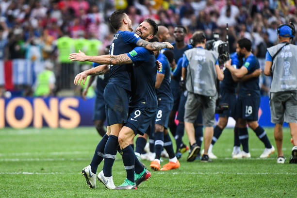 在即将对阵 在即将对阵