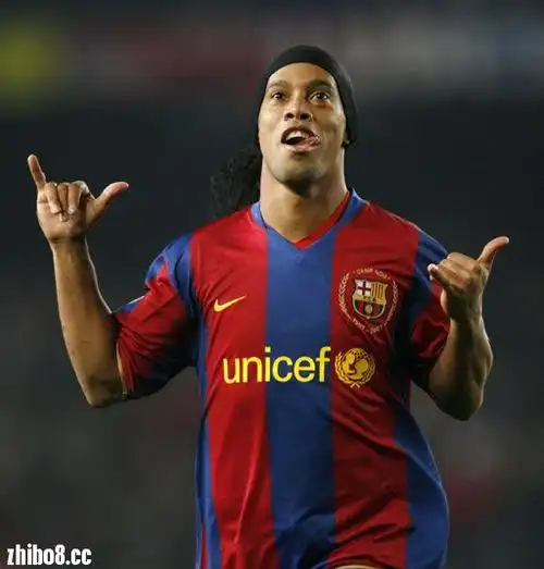 的中场球员 的中场球员